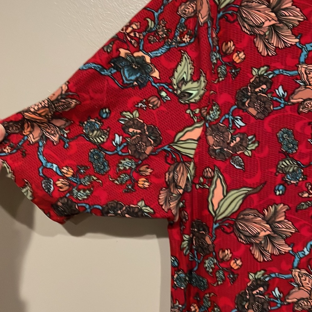 Lula Roe shirt - Picture 7 of 7